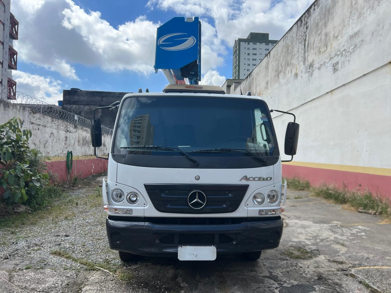 Mercedes Benz Accelo 815 - foto 6