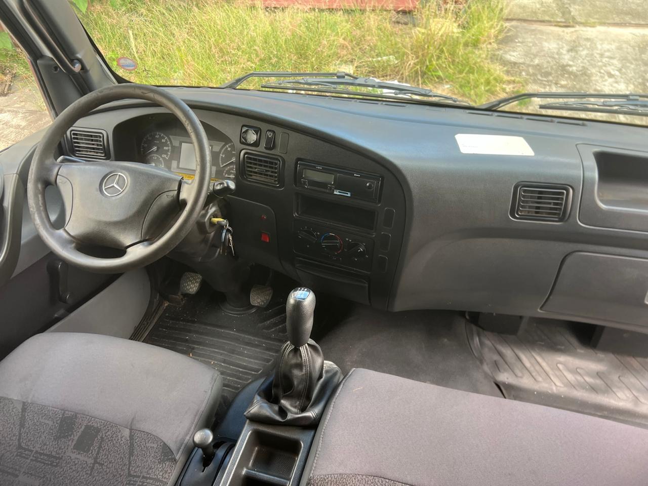 Mercedes Benz Accelo 815 - foto 4