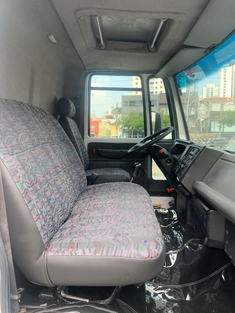 Ford Cargo 816 cesto Aéreo - foto 4