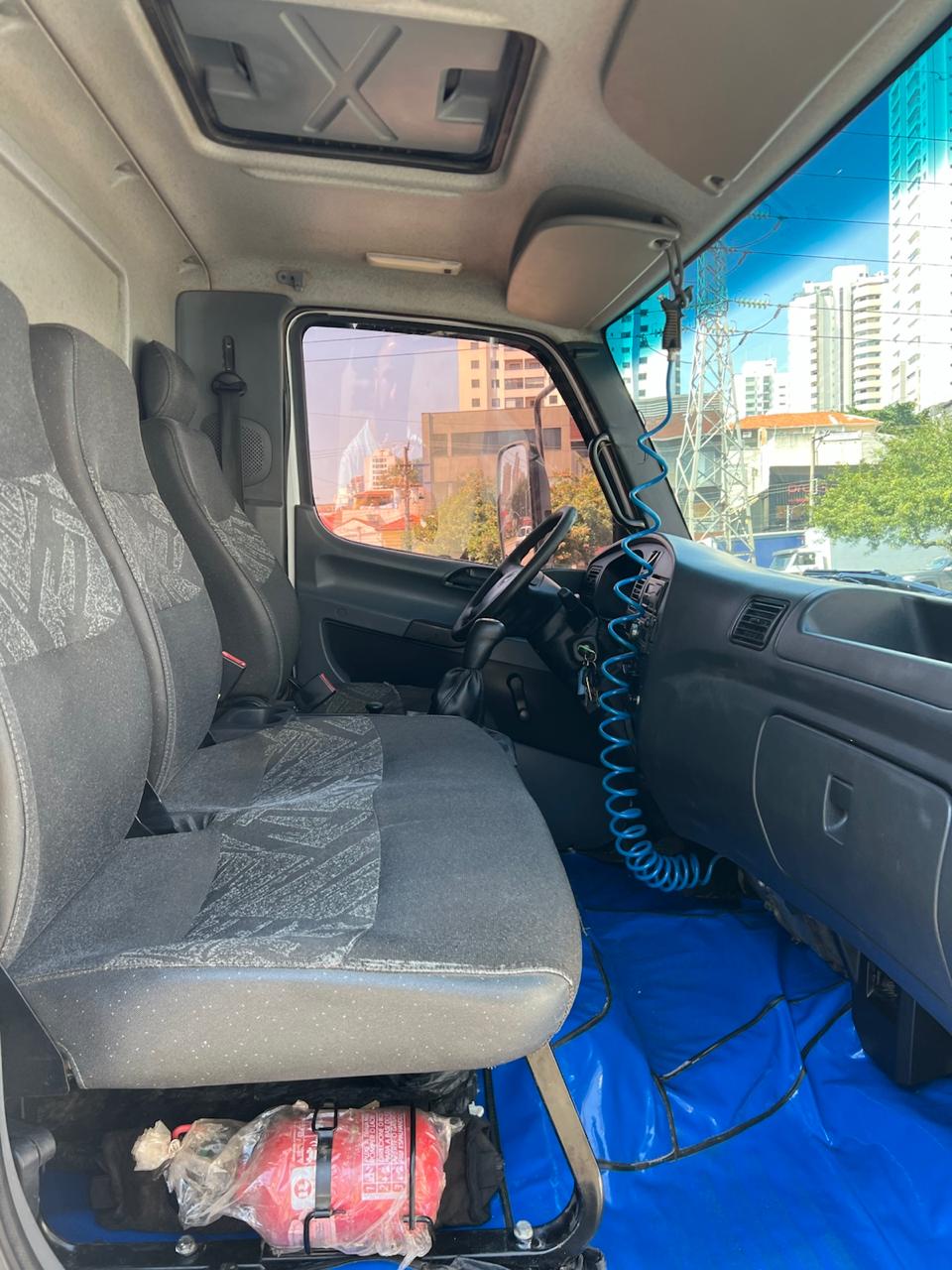 Mercedes Benz Accelo 815 - foto 6