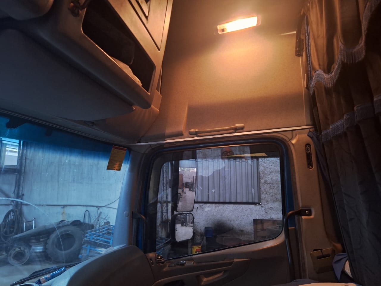 Mercedes Benz Axor 2540 - foto 4