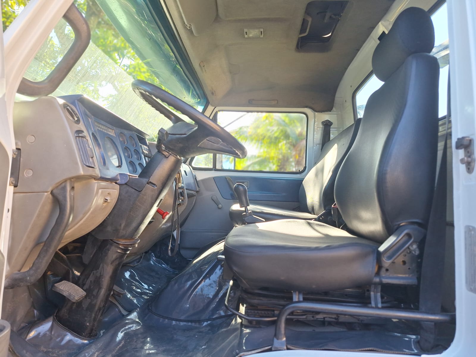 Volkswagen 17.250 Munck - foto 9