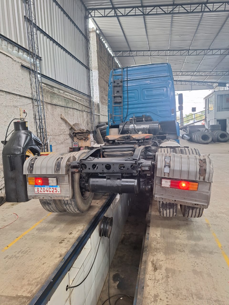 Mercedes Benz Axor 2540 - foto 6