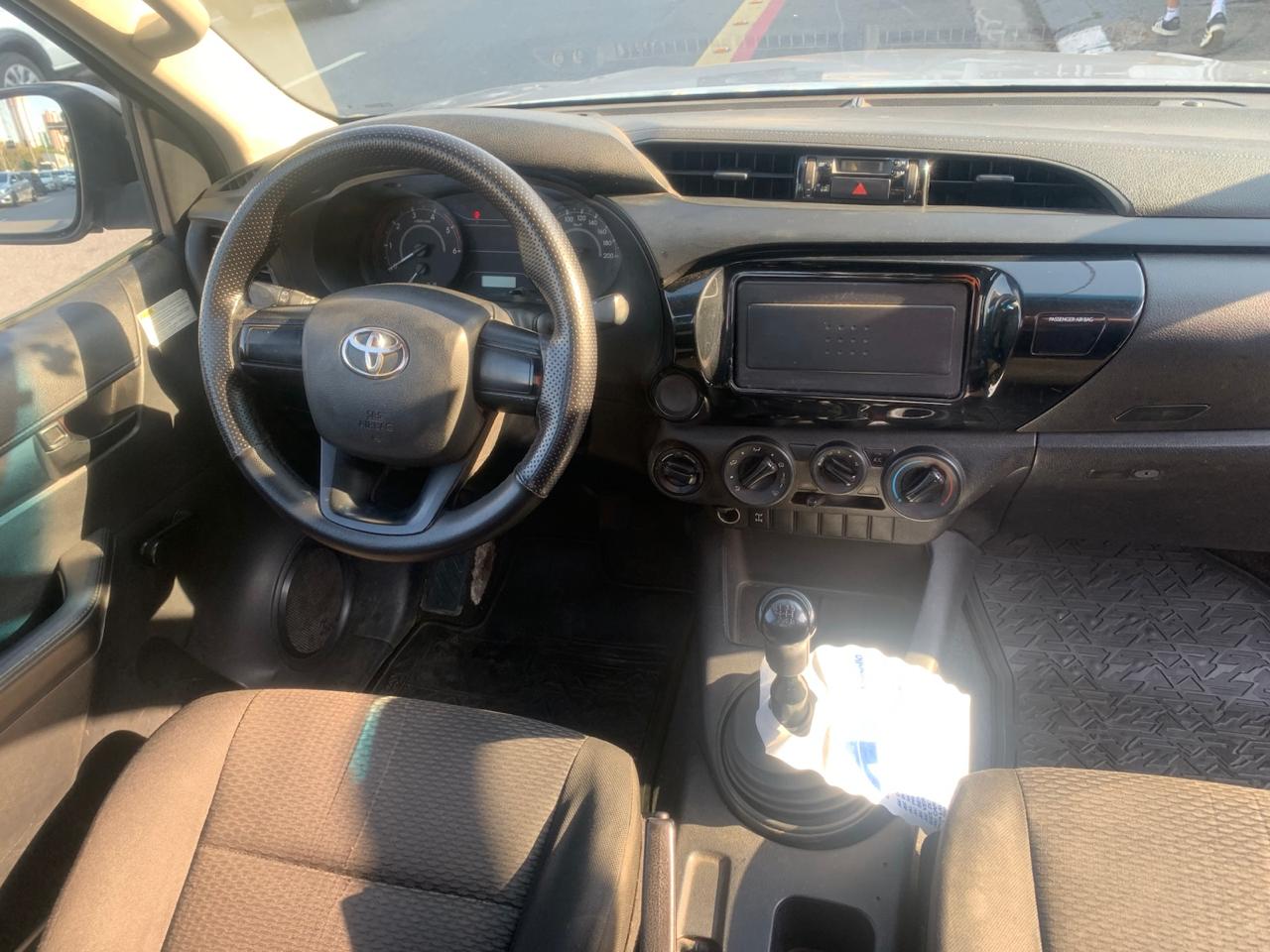 Toyota Hilux CS Cesto Aéreo - foto 9